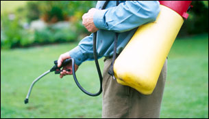 Príprava pôdy pred pokládkou trávnika